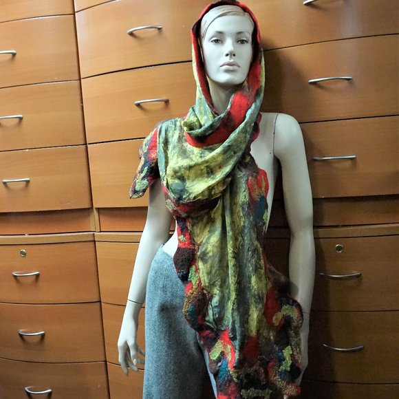 BATIK SILK FELTED WOOL TRIM HUGE SHAWL HANDMADE GIFT FOR WOMEN - Picture 4 of 16
